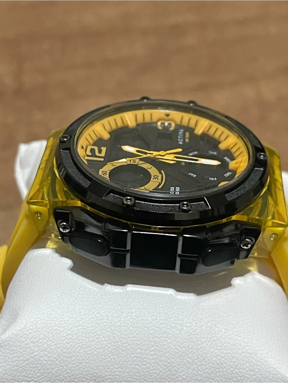 Activa X Invicta Digital Analog Men's Watch - 51mm. Yellow & Black, new.